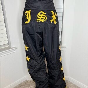 Jet Set Stylish Black Snow Pants W. Gold Stars